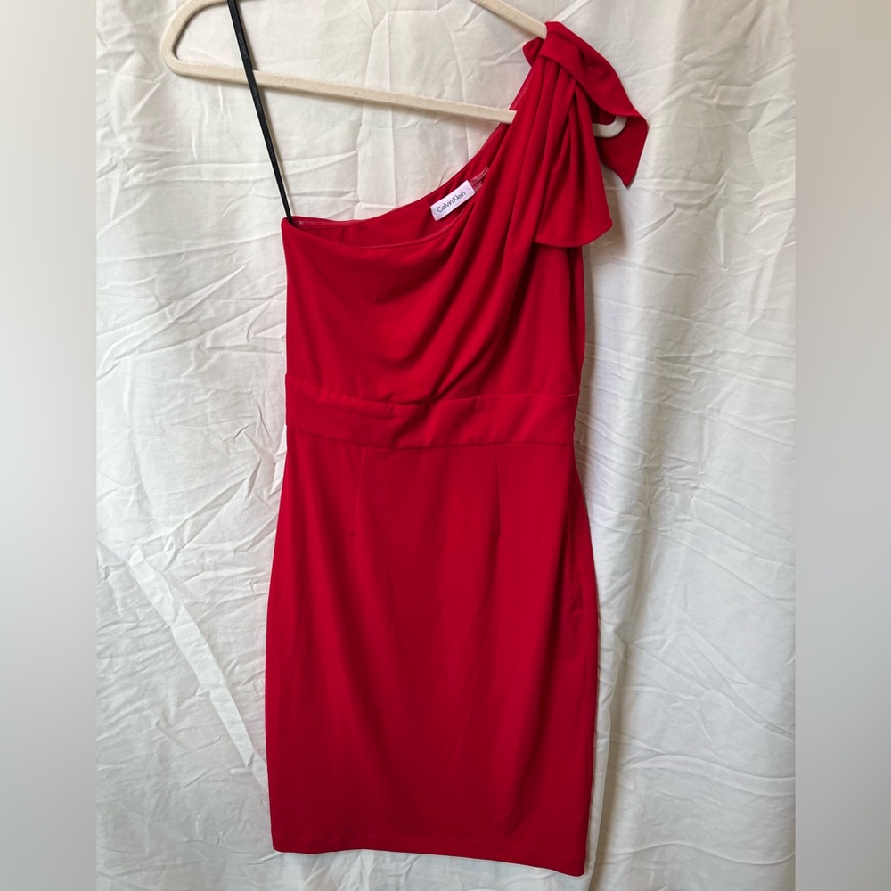 little red dress calvin klein
